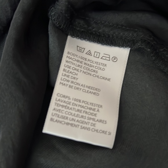 Silence + Noise black satin wrap high low long sleeve top loose fit XS - Picture 8 of 8